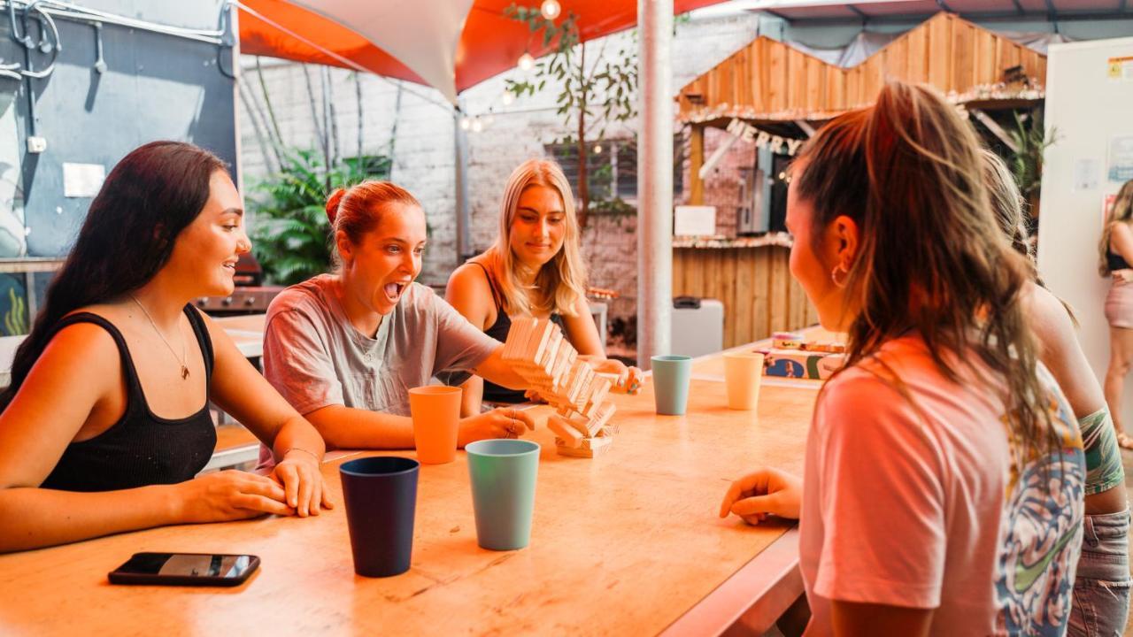 Albergue Mad Monkey Waterfront Cairns Exterior foto